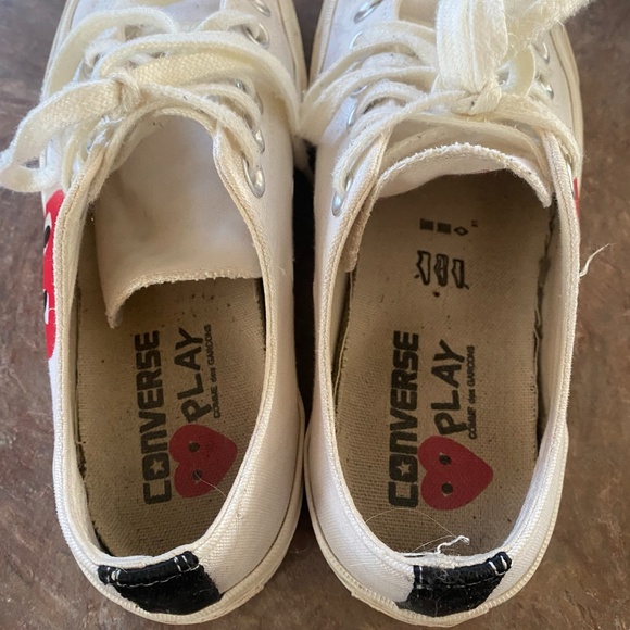 Sneakers - Picture 6 of 7